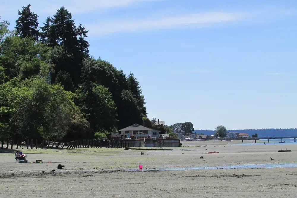 Low tide on the beach at Dash Point Park in Federal Way, Washington